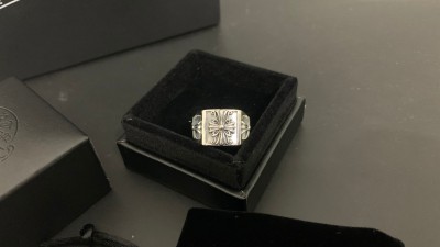 크ㄹ하츠 스퀘어 크로스 링