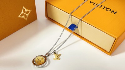 루ㅇ비통 LV시그니처 캐치 펜던트 목걸이