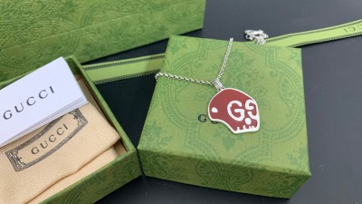 구ㅉ 더블G 스컬 펜던트 목걸이