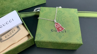 구ㅉ 고스트 레드 에나멜 펜던트 목걸이