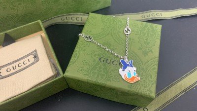 구ㅉ x 디즈니 데이지 덕 펜던트 목걸이