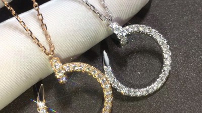 까ㄹ띠에 저스트 앵 끌루 펜던트 목걸이 풀다이아 파베 슬림체인