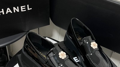 [NORMAL] 샤ㄴ 카멜리아 로퍼 블랙