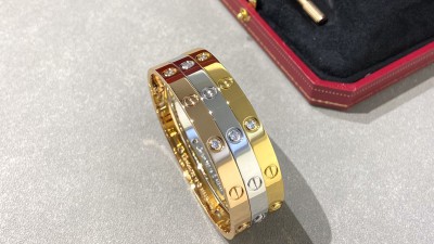 까ㄹ띠에 러브 브레이슬릿 다이아 파베 3컬러