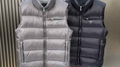 [TOP] 공용 25FW 프ㄹ다 리나일론 다운 베스트 2컬러