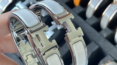 에ㄹ메스 클릭아슈 브레이슬릿