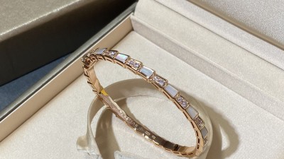 불ㄱ리 세르펜티 바이퍼 브레이슬릿 다이아 파베