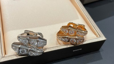 불ㄱ리 세르펜티 바이퍼 이어링