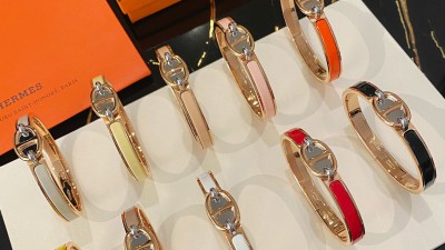 에ㄹ메스 미니 클릭 샹달 브레이슬릿 10컬러