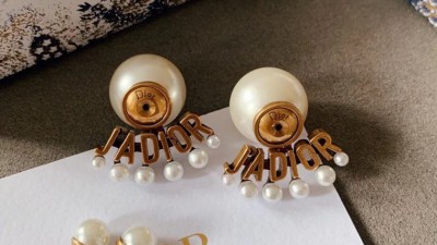 디ㅇ 자도르 트라이벌 펄 이어링