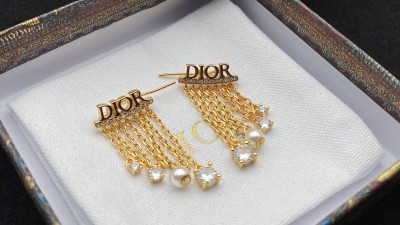 디ㅇ 레볼루션 이어링