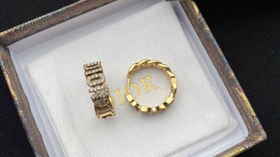 디ㅇ 자도르 이어링