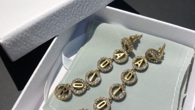 디ㅇ 자도르 드롭 이어링