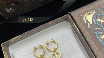 디ㅇ 쁘띠CD 이어링