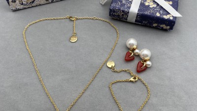 디ㅇ 자도르 하트 목걸이