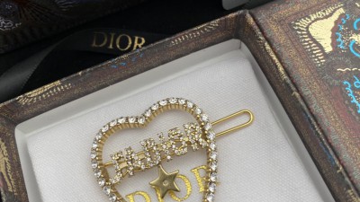 디ㅇ 자도르 헤어핀