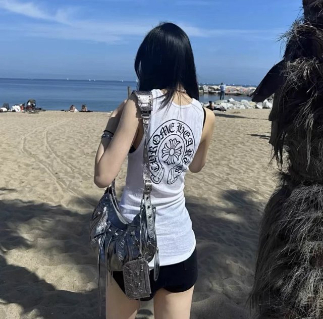 상품 이미지 2