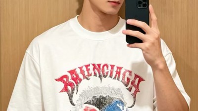 [공용][세일] 발ㄹ시아가 빈티지 서퍼 오버사이즈 티셔츠 4컬러