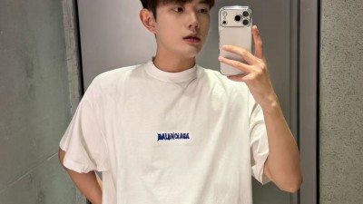 [공용][세일] 발ㄹ시아가 멜팅 아트 로고 반팔 티셔츠 2컬러