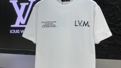 루ㅇ비통 L.V.M 레터링 티셔츠