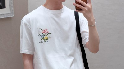 [공용][세일] 디ㅇ 시크릿 가든 모티브 티셔츠 2컬러