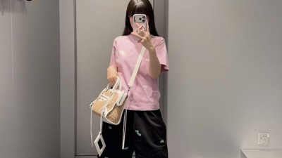 [공용][세일] 발ㄹ시아가 520 스티커 그래픽 반바지