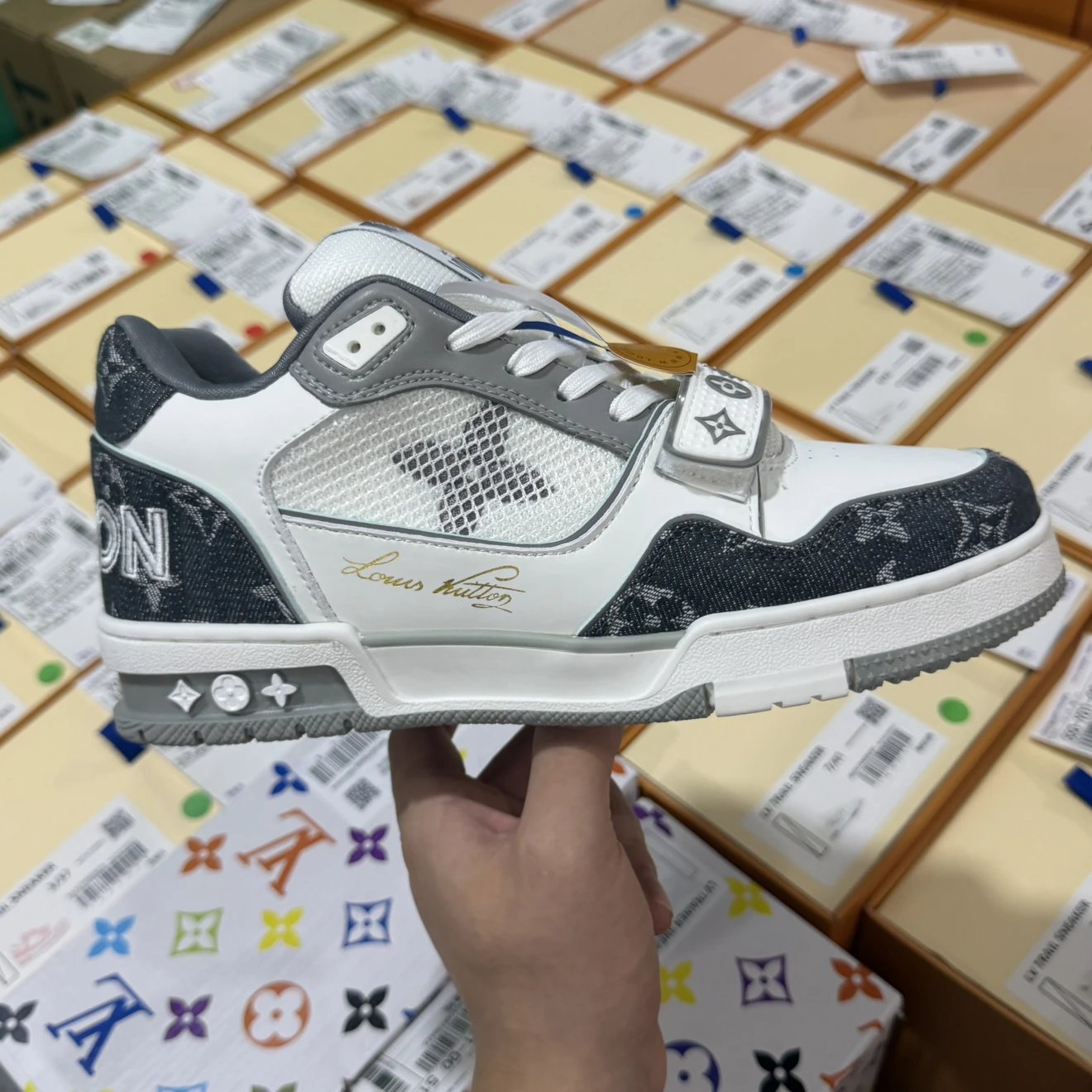 상품 이미지 1