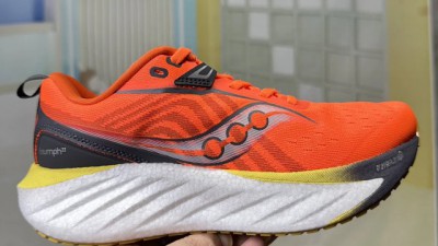 써ㅋ니 트라이엄프 22 스파이스 카나리