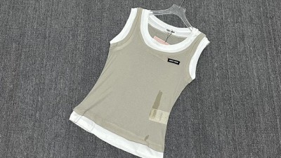 [세일] 미ㅇ미우 립 저지 탱크탑