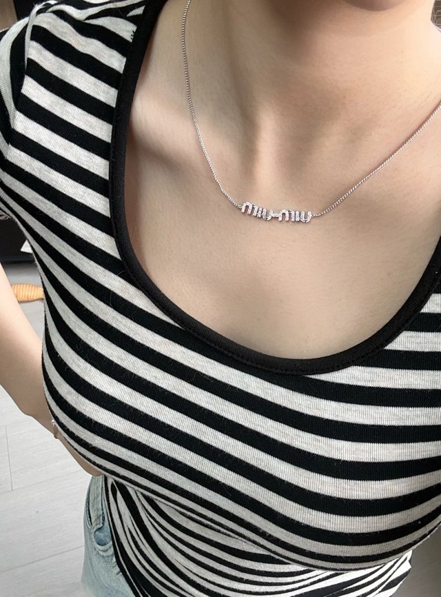 상품 이미지 2