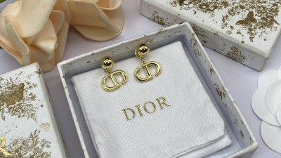 디ㅇ CD NAVY 이어링