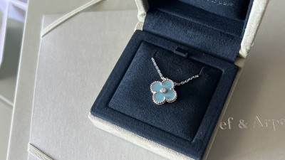 반ㅋ리프 빈티지 알함브라 목걸이