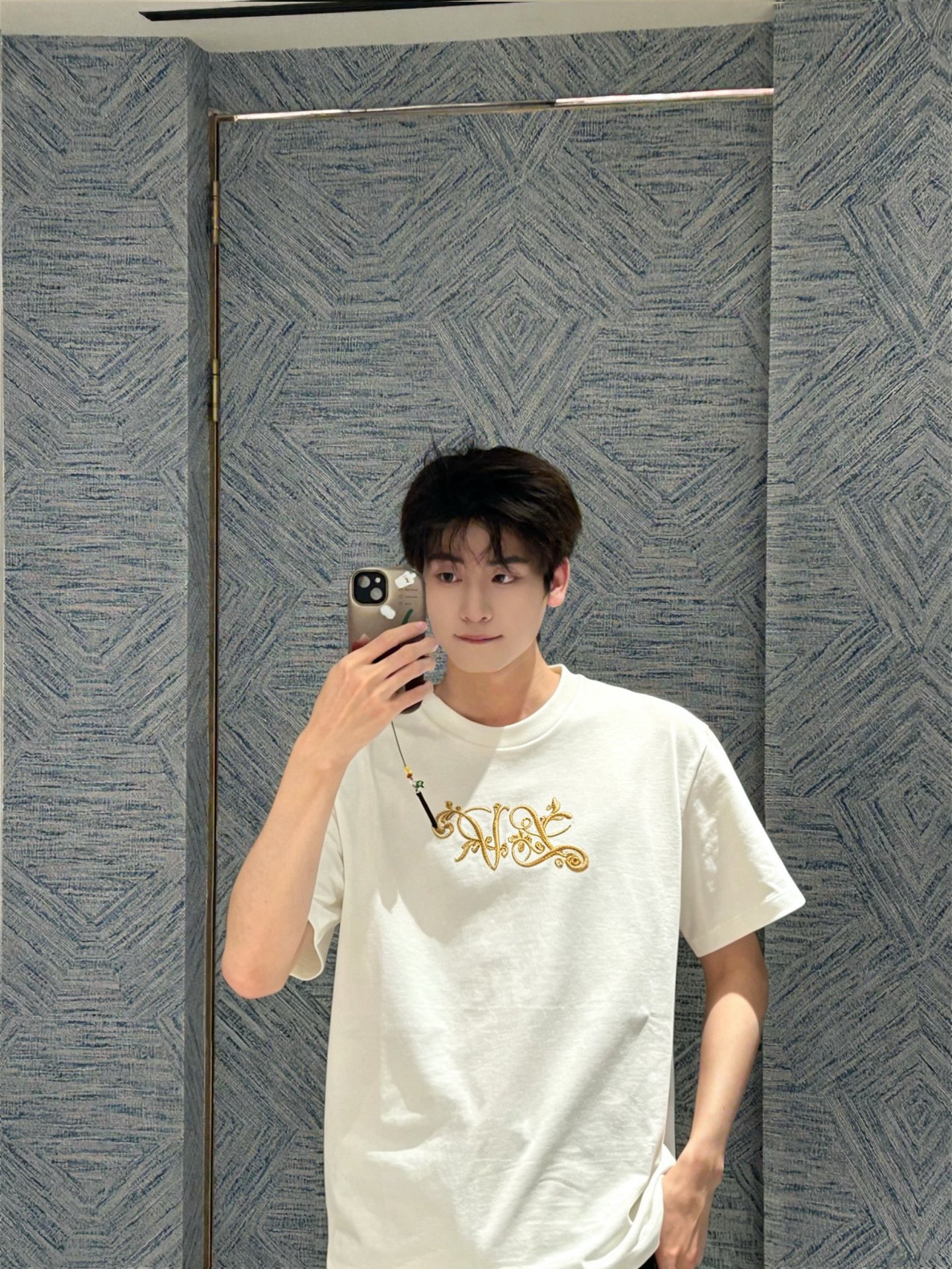 상품 이미지 1