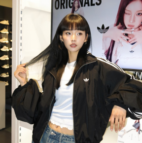 아ㄷ다스 아딜레늄 5.0 벌룬 트랙 탑 2컬러